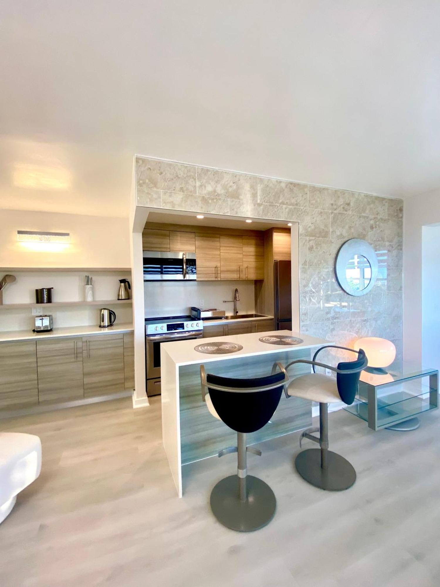 Apartamento Panoramic Luxurious Waterfront One Bedroom With Miami Skyline View Free Parking 5min Drive To Miami